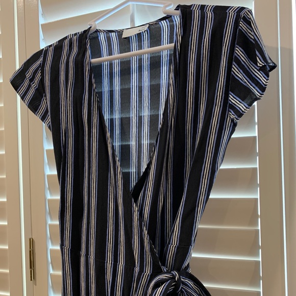 Aritzia Wilfred Free Jessa Dress - Picture 7 of 11